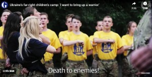 アゾフに憧れ、極右キャンプで兵士として訓練されるウクライナ西部の子供たち